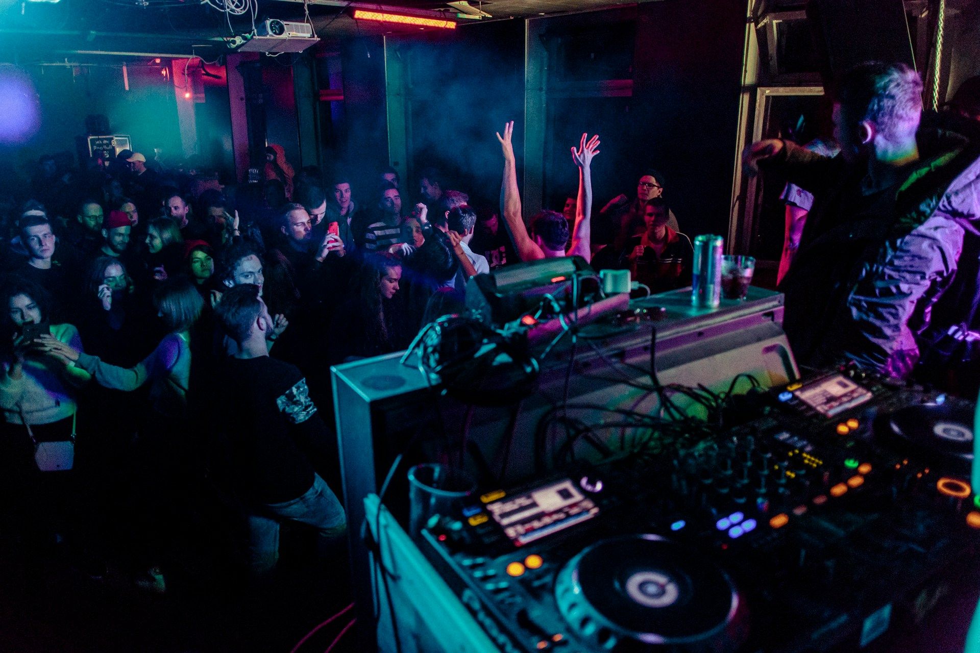 The Evolution of My Sound: KIRUE's Journey in Electronic Music